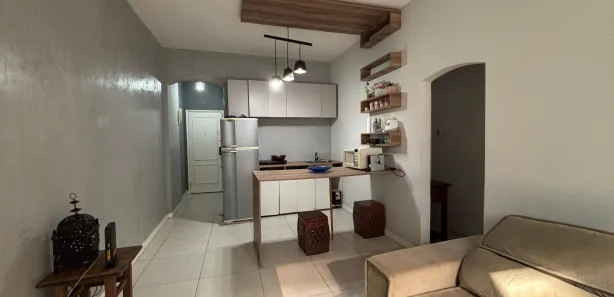 Apartamento com 2 Quartos para alugar, 90m² no Leme, Rio de Janeiro