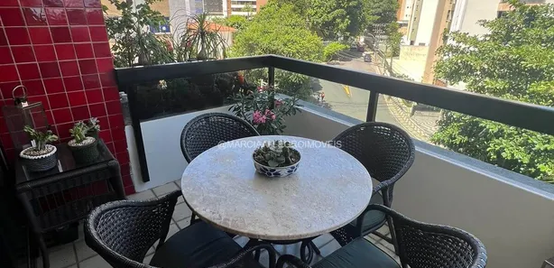 Apartamento com 4 Quartos à venda, 200m² no Jardim Apipema, Salvador