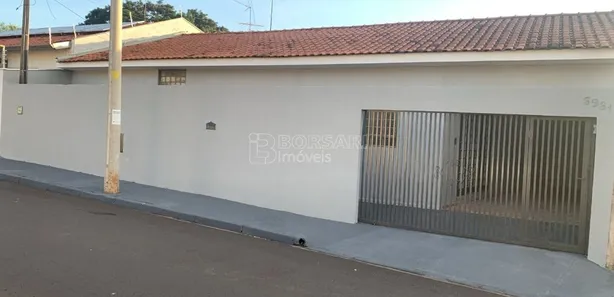 Casa com 3 Quartos à venda, 126m² no Jardim do Carmo, Araraquara