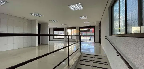 Ponto Comercial à venda, 351m² no Chácara São João, Carapicuíba