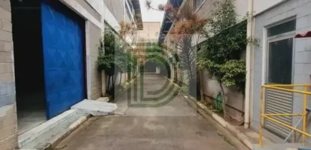 Galpão/Depósito/Armazém para venda ou aluguel, 653m² no Jardim Emília, Embu-Guaçu