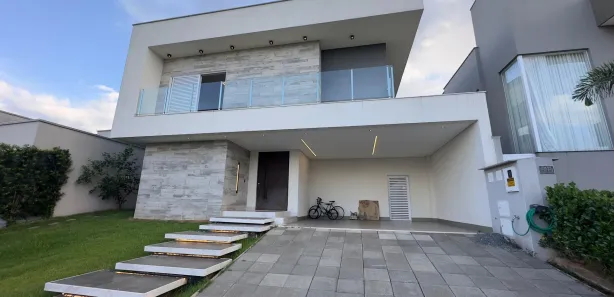 Casa de Condomínio com 5 Quartos à venda, 337m² no Jardins Valência, Goiânia
