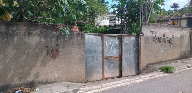 Fazenda/Sítio com 4 Quartos à venda, 905m² no Sepetiba, Rio de Janeiro