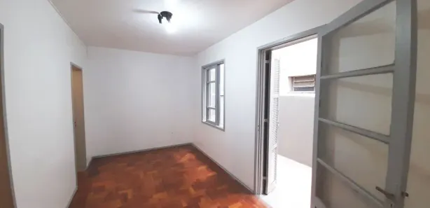 Kitnet para venda ou aluguel, 30m² no Bom Fim, Porto Alegre