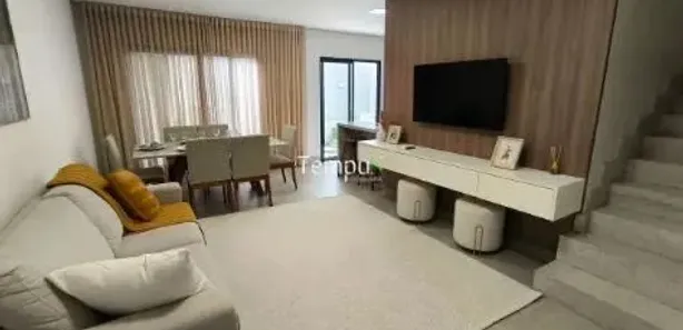 Sobrado com 3 Quartos para alugar, 163m² no Vila Rosa, Goiânia
