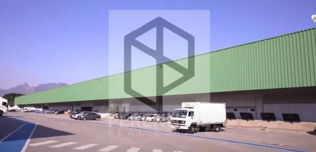 Galpão/Depósito/Armazém para alugar, 900m² no Taquara, Rio de Janeiro