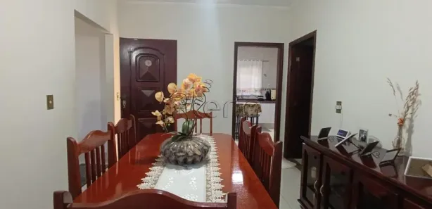 Casa com 3 Quartos à venda, 200m² no Vila Genoveva, Valinhos