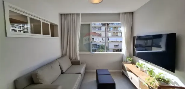 Apartamento com 2 Quartos para alugar, 74m² no Laranjeiras, Rio de Janeiro