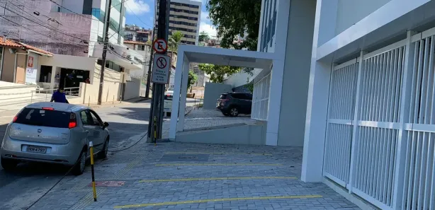 Prédio Comercial para venda ou aluguel, 1000m² no Ondina, Salvador