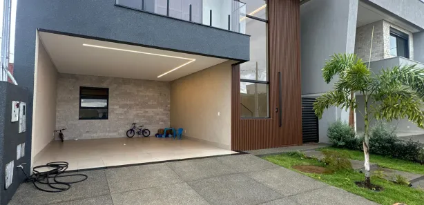 Casa de Condomínio com 3 Quartos à venda, 231m² no Vila Rosa, Goiânia