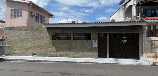 Casa com 4 Quartos à venda, 248m² no Parque 10 de Novembro, Manaus