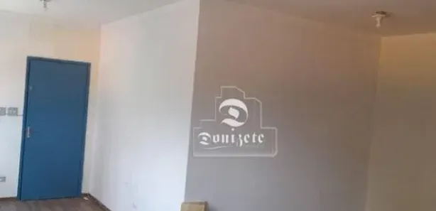 Sala Comercial para alugar, 32m² no Vila Valparaíso, Santo André