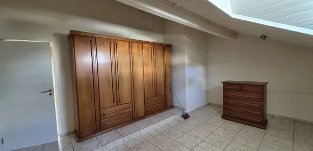Casa de Condomínio com 4 Quartos para alugar, 380m² no Vila Costa, Taubaté