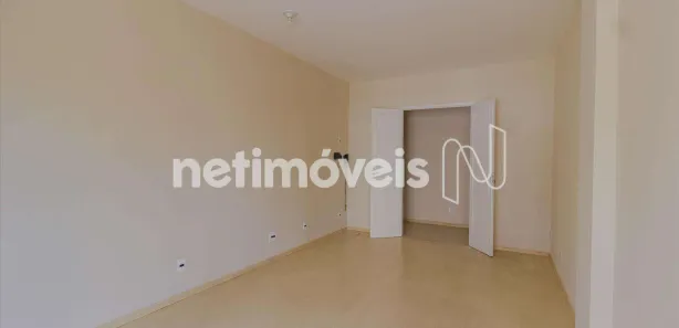 Sala Comercial à venda, 32m² no Funcionários, Belo Horizonte