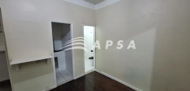 Kitnet com 1 Quarto para alugar, 45m² no Glória, Rio de Janeiro