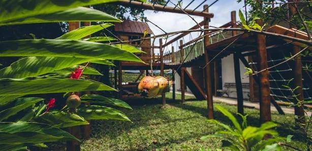 Casa com 8 Quartos para venda ou aluguel, 700m² no Balneário Praia do Pernambuco, Guarujá