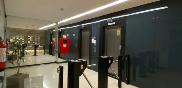 Sala Comercial para alugar, 47m² no Sanvitto, Caxias do Sul