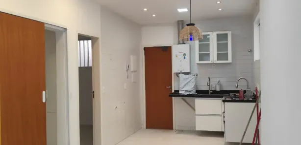Casa com 2 Quartos para alugar, 50m² no Laranjeiras, Rio de Janeiro
