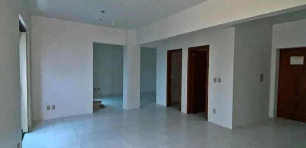 Ponto Comercial para alugar, 74m² no São Pelegrino, Caxias do Sul