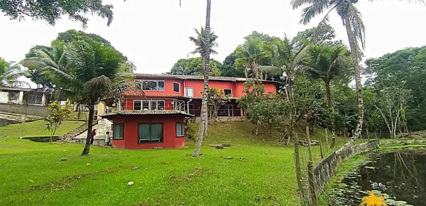 Fazenda/Sítio com 3 Quartos à venda, 350m² no Retiro (Bacaxá), Saquarema