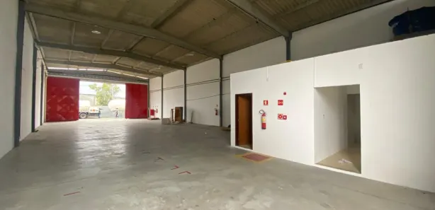 Galpão/Depósito/Armazém para alugar, 380m² no Vila de Abrantes (Abrantes), Camaçari