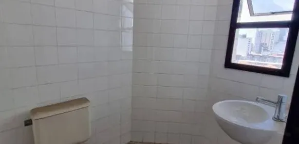 Sala Comercial para venda ou aluguel, 32m² no Ingá, Niterói