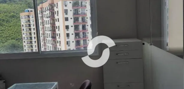 Sala Comercial à venda, 29m² no Santa Rosa, Niterói