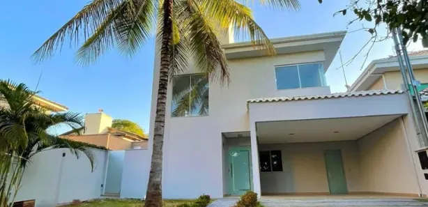 Casa de Condomínio com 3 Quartos para alugar, 300m² no Loteamento Portal do Sol II, Goiânia