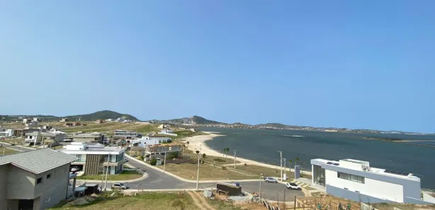 Lote/Terreno à venda, 252m² no Centro, São Pedro da Aldeia