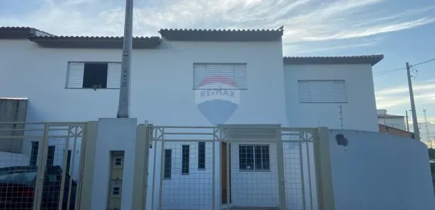 Casa com 2 Quartos para alugar, 70m² no Jardim Ilha das Flores, Salto de Pirapora