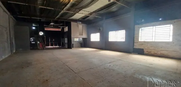 Galpão/Depósito/Armazém para alugar, 320m² no Industrial, Novo Hamburgo