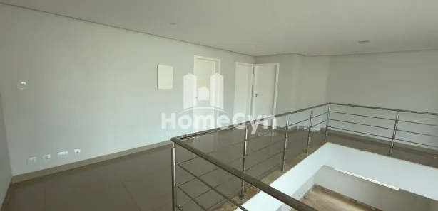 Sobrado com 4 Quartos para alugar, 387m² no Jardins Valência, Goiânia
