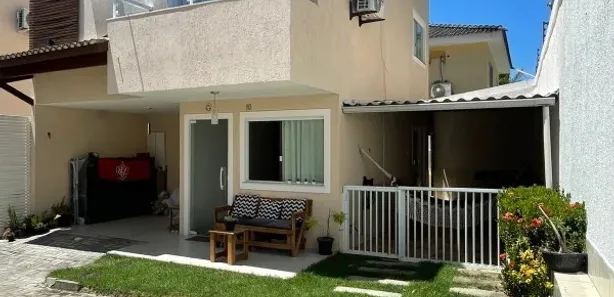 Casa com 3 Quartos para venda ou aluguel, 150m² no Buraquinho, Lauro de Freitas