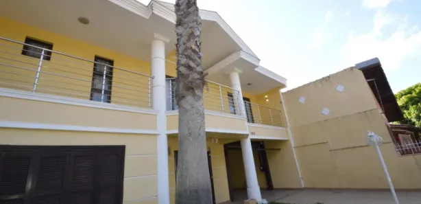 Casa com 3 Quartos para alugar, 300m² no Igara, Canoas