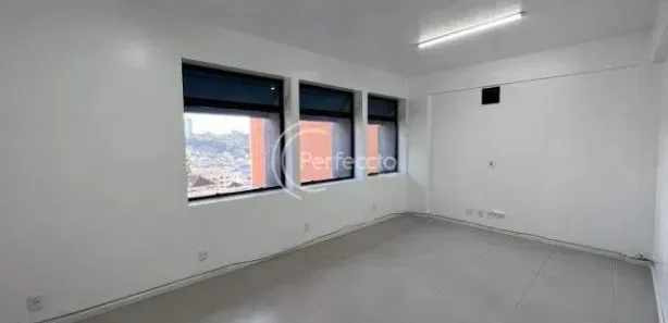 Sala Comercial à venda, 60m² no Centro, Caxias do Sul