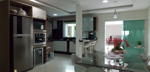 Casa com 5 Quartos à venda, 300m² no Setor Sul, Brasília
