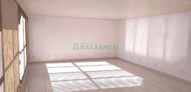 Sala Comercial à venda, 45m² no Madureira, Caxias do Sul