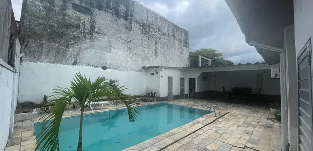 Casa com 3 Quartos à venda, 180m² no Aleixo, Manaus