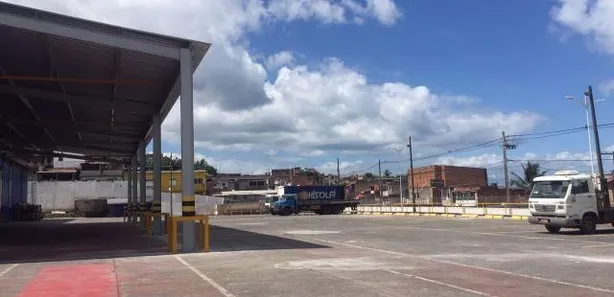 Galpão/Depósito/Armazém para alugar, 2500m² no Coutos, Salvador