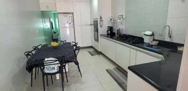 Sobrado com 3 Quartos à venda, 79m² no Jardim Las Palmas, Guarujá