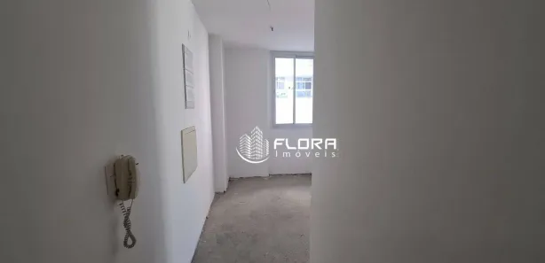 Sala Comercial à venda, 30m² no Santa Rosa, Niterói
