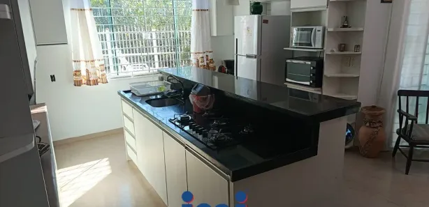 Sobrado com 5 Quartos à venda, 360m² no Balneário Flamingo, Matinhos