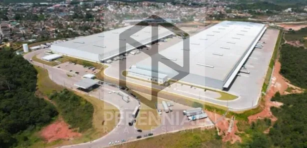 Galpão/Depósito/Armazém para alugar, 2711m² no , Simões Filho