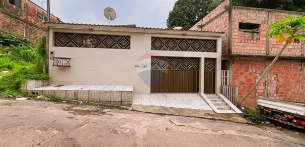 Casa com 3 Quartos à venda, 234m² no Lírio do Vale, Manaus