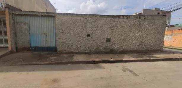 Casa com 5 Quartos à venda, 360m² no Arapoanga, Brasília