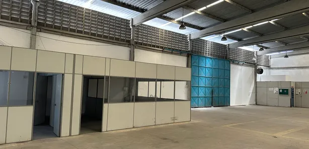Galpão/Depósito/Armazém para alugar, 750m² no Pirajá, Salvador