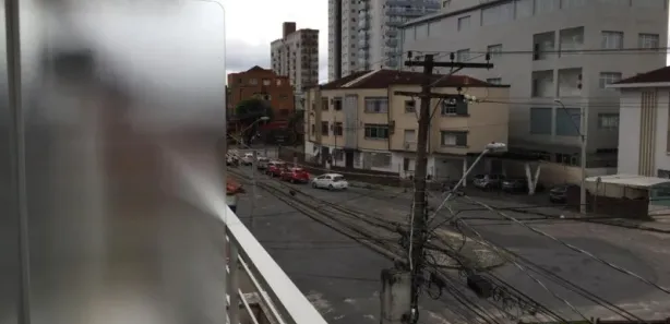 Sala Comercial para alugar, 15m² no Macuco, Santos