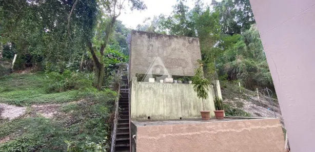 Apartamento com 2 Quartos à venda, 91m² no Leme, Rio de Janeiro