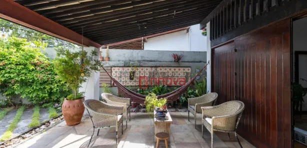 Casa com 4 Quartos à venda, 104m² no Pituba, Salvador