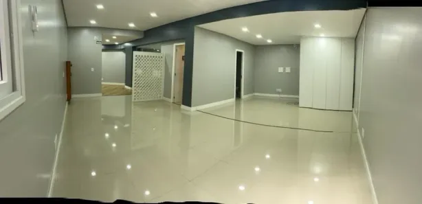 Sala Comercial à venda, 200m² no Sagrada Família, Caxias do Sul